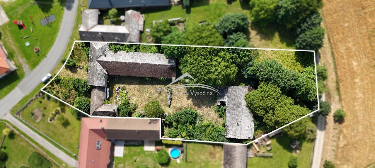 tn_zoom_filename_72073