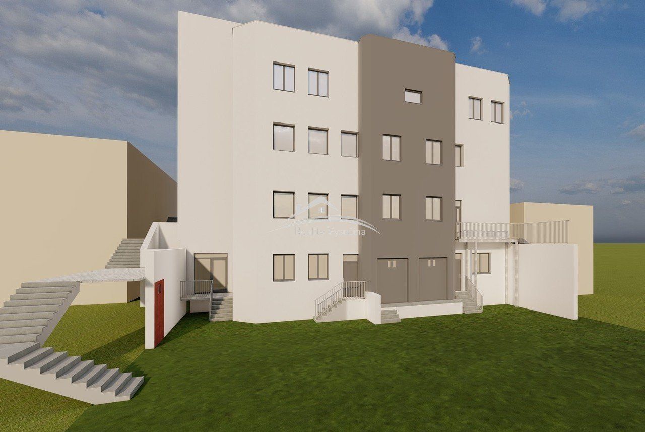 tn_zoom_filename_72704